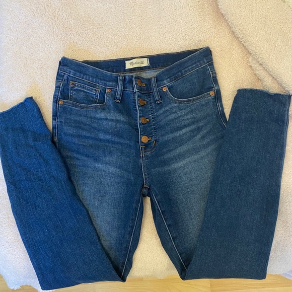 FINAL SALE: Madewell 9” mid-rise button front skinny jeans - Picture 2 of 4